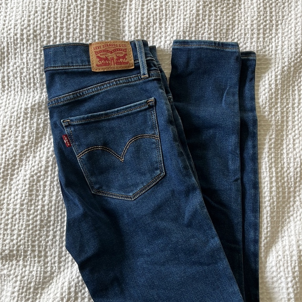 Levi’s 720 - Picture 2 of 2